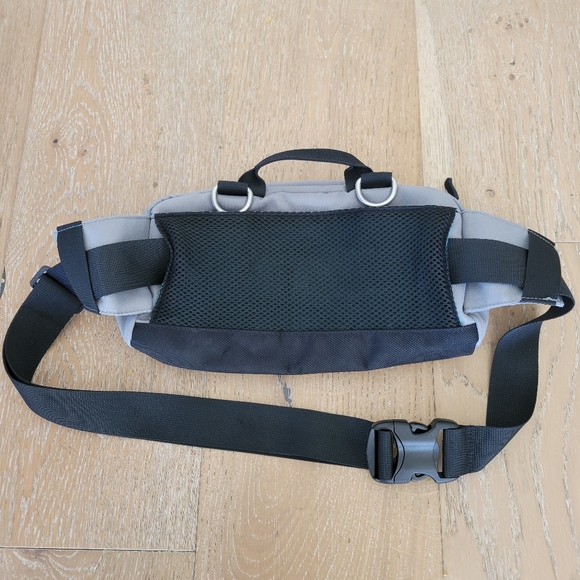 Po Campo Kent Sling Handlebar Bag Gray 3.6L Fanny Pack Vegan Fabric Adjustable - Picture 4 of 6
